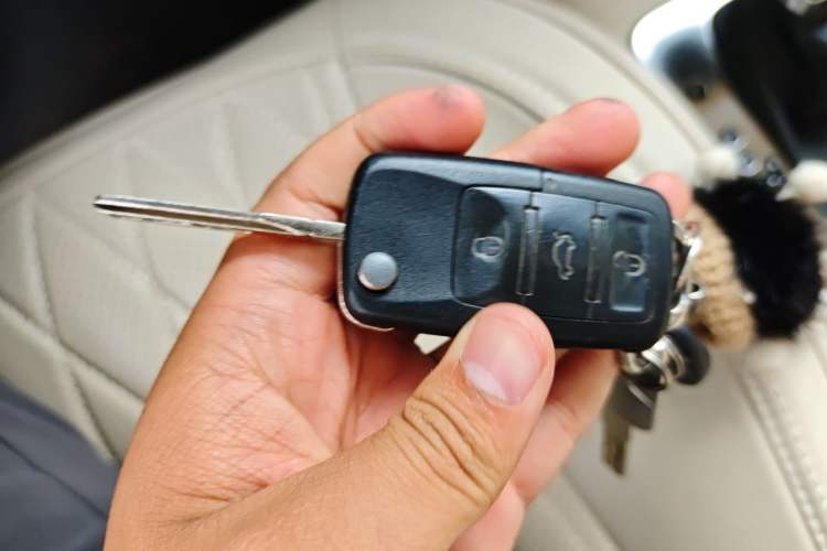 Used Volkswagen Tiguan 2010 1.8 TSI Automatic Two-Wheel Drive Trend Edition Vehicle Key
