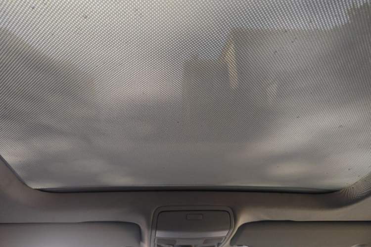 Used Volkswagen Tiguan 2010 1.8TSI Automatic All-Wheel-Drive Elite Edition Headliner