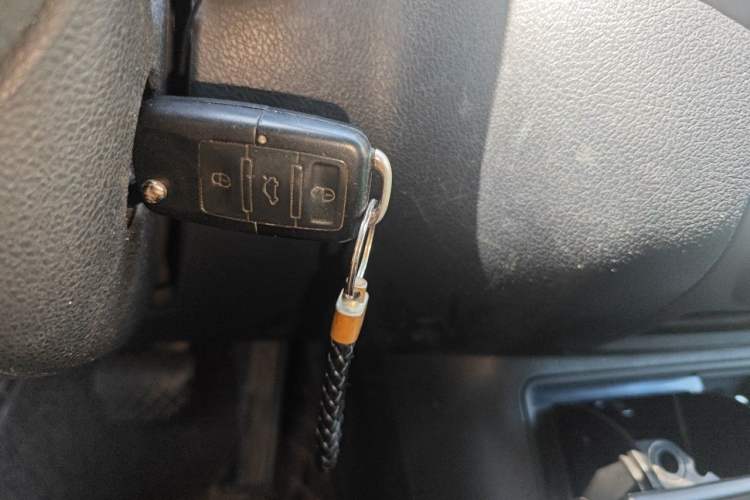 Used Volkswagen Tiguan 2010 1.8TSI Automatic All-Wheel-Drive Elite Edition Vehicle Key