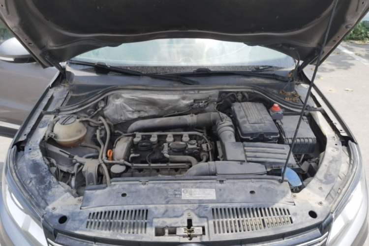 Used Volkswagen Tiguan 2010 1.8TSI Automatic Two-Wheel Drive Elite Edition Engine Bay