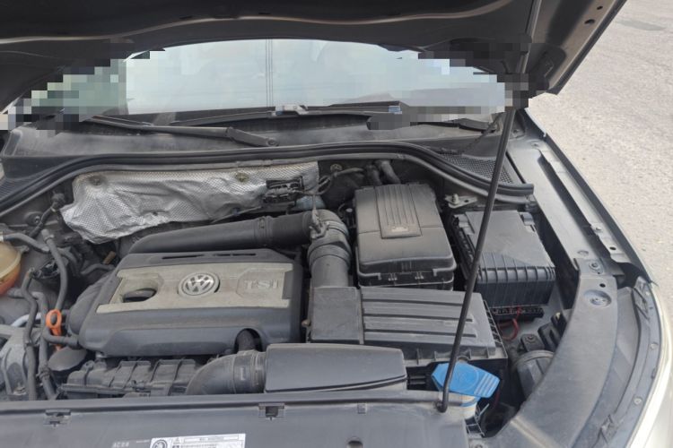 Used Volkswagen Tiguan 2010 1.8 TSI Automatic Two-Wheel Drive Urban Edition Engine Bay Left