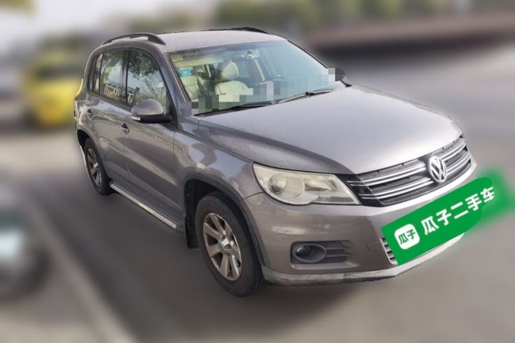 Used Volkswagen Tiguan 2010 1.8TSI Automatic Two-Wheel Drive Elite Edition Front Right 45 Deg