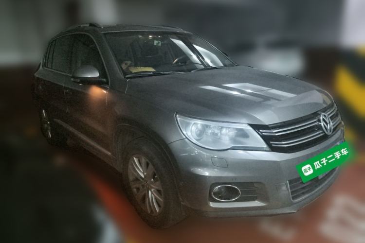 Used Volkswagen Tiguan 2010 2.0 TSI Automatic All-Wheel Drive Flagship Edition Front Right 45 Deg