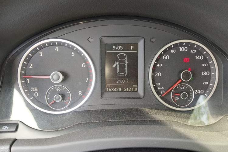 Used Volkswagen Tiguan 2010 1.8 TSI Automatic Two-Wheel Drive Urban Edition Instrument Cluster