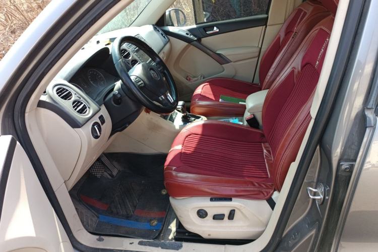 Used Volkswagen Tiguan 2010 2.0 TSI Automatic All-Wheel Drive Flagship Edition Left Front Seat