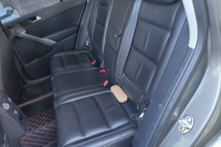 Used Volkswagen Tiguan 2010 2.0 TSI Automatic All-Wheel-Drive Elite Edition Left Rear Seat