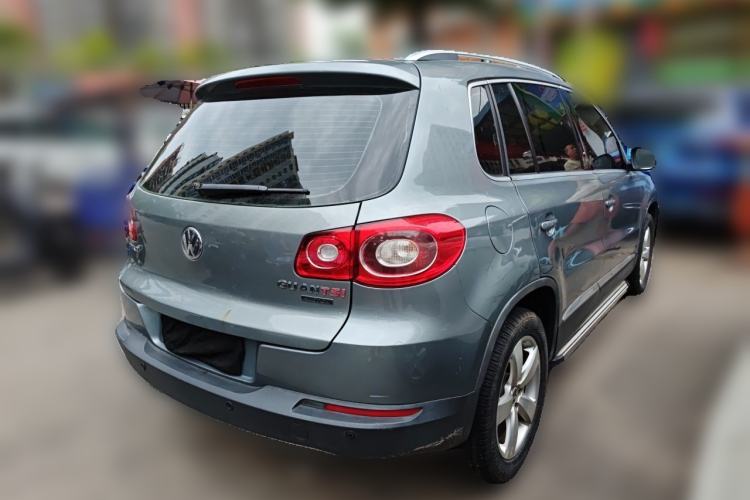 Used Volkswagen Tiguan 2010 2.0 TSI Automatic All-Wheel-Drive Elite Edition Rear Right 45 Deg