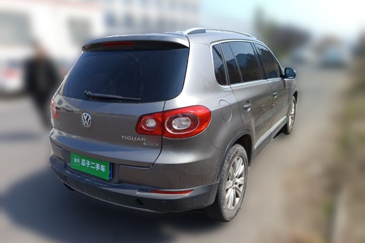 Used Volkswagen Tiguan 2010 2.0 TSI Automatic All-Wheel Drive Flagship Edition Rear Right 45 Deg