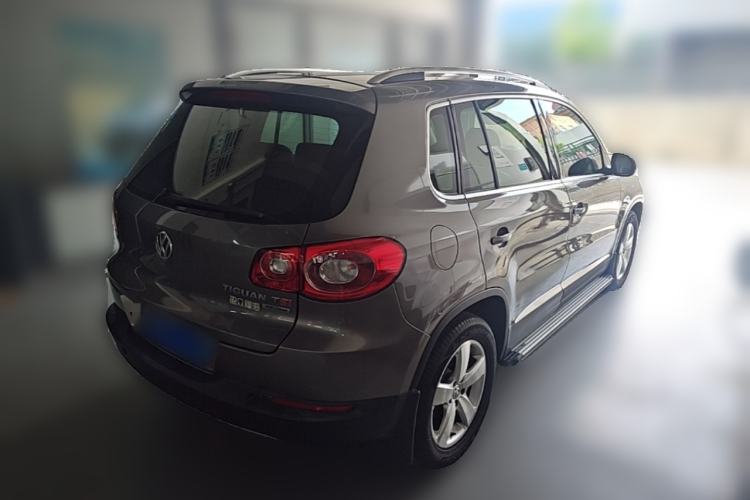 Used Volkswagen Tiguan 2010 1.8TSI Automatic All-Wheel-Drive Elite Edition Rear Right 45 Deg