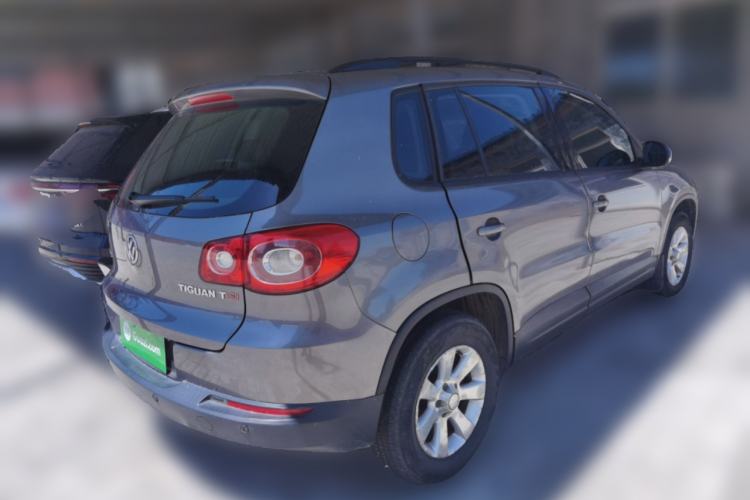 Used Volkswagen Tiguan 2010 1.8 TSI Automatic Two-Wheel Drive Trend Edition Rear Right 45 Deg