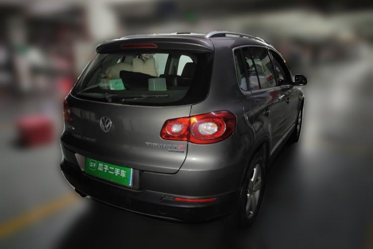 Used Volkswagen Tiguan 2010 1.8TSI Automatic All-Wheel-Drive Elite Edition Rear Right 45 Deg