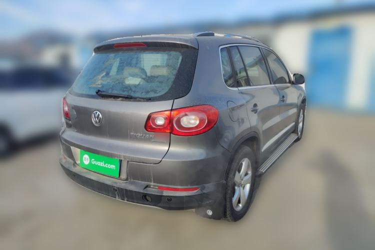 Used Volkswagen Tiguan 2010 2.0 TSI Automatic All-Wheel-Drive Elite Edition Rear Right 45 Deg