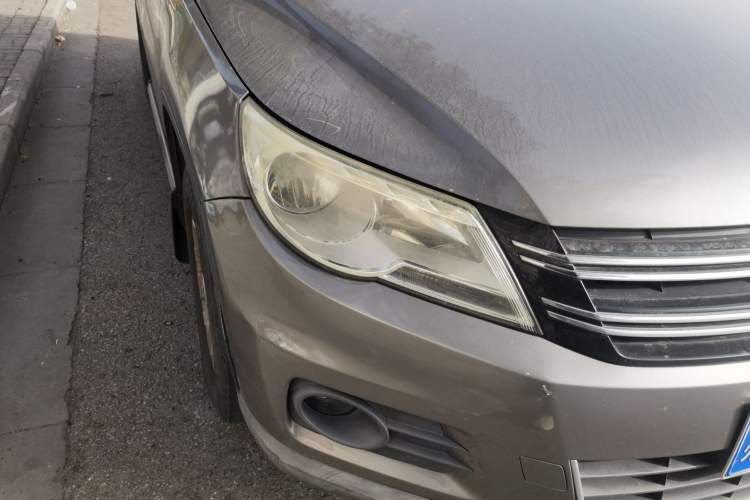 Used Volkswagen Tiguan 2010 1.8TSI Automatic Two-Wheel Drive Elite Edition Right Front Headlight