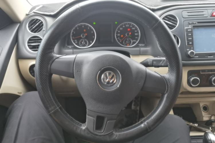 Used Volkswagen Tiguan 2010 1.8TSI Automatic Two-Wheel Drive Elite Edition Steering Wheel