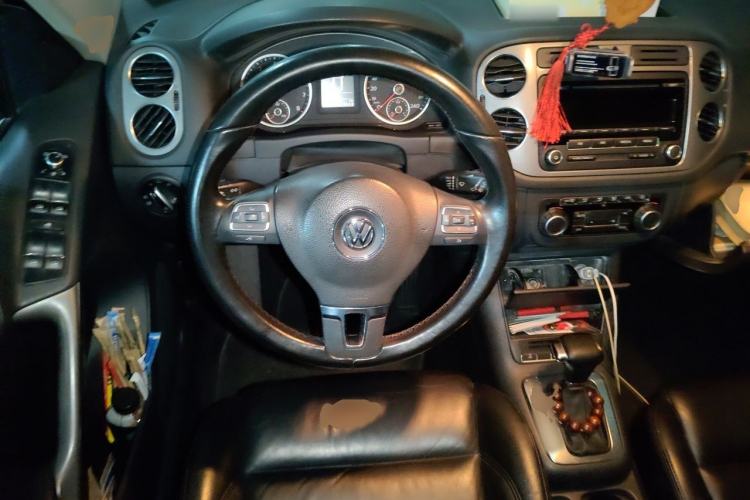 Used Volkswagen Tiguan 2010 1.8 TSI Automatic Two-Wheel Drive Trend Edition Steering Wheel