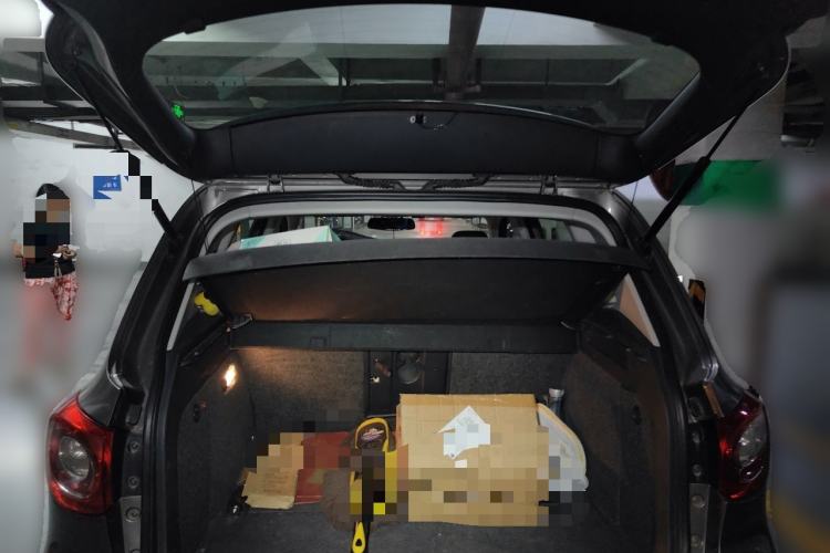 Used Volkswagen Tiguan 2010 1.8TSI Automatic All-Wheel-Drive Elite Edition Trunk