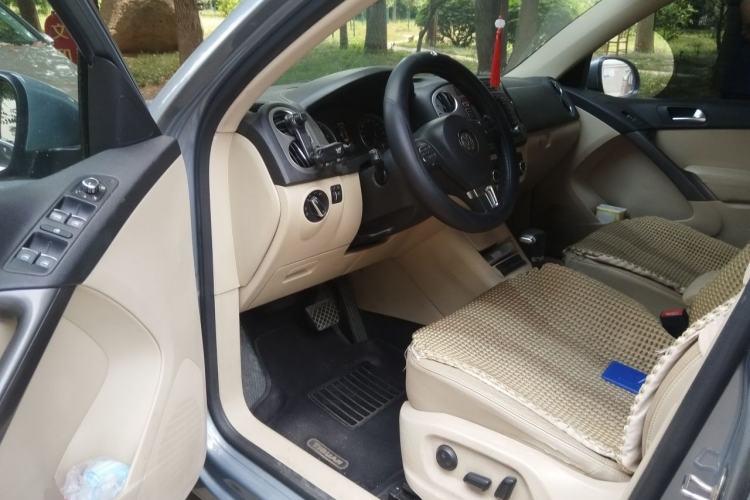 Used Volkswagen Tiguan 2010 1.8 TSI Automatic Two-Wheel Drive Trend Edition Driver Seat