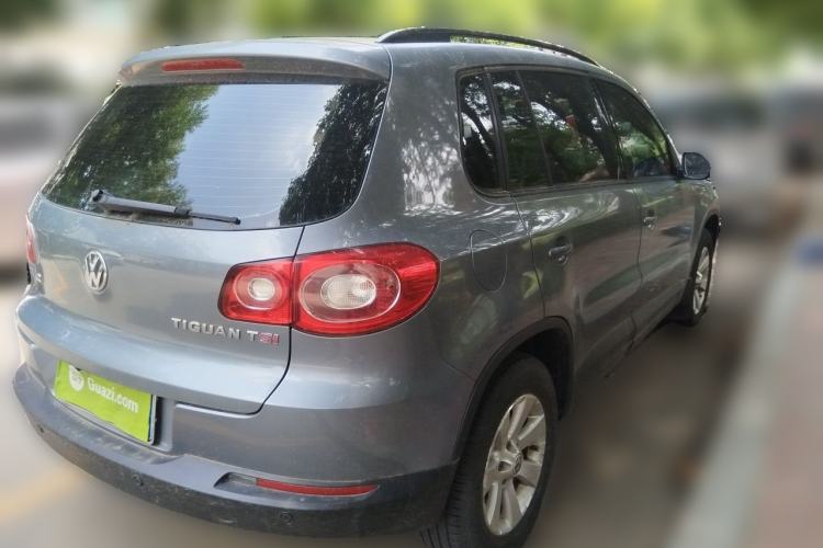Used Volkswagen Tiguan 2010 1.8 TSI Automatic Two-Wheel Drive Trend Edition Rear Right 45 Deg
