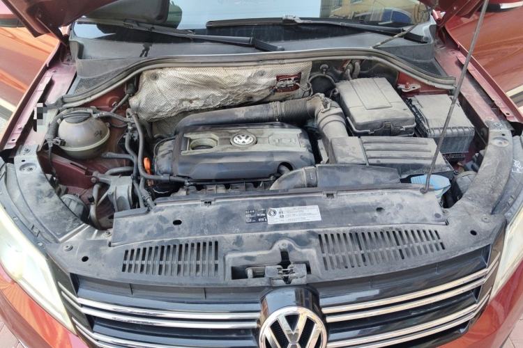Used Volkswagen Tiguan 2010 1.8TSI Automatic All-Wheel-Drive Elite Edition Engine Bay