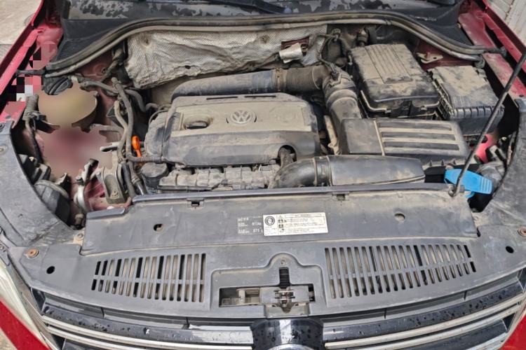 Used Volkswagen Tiguan 2010 1.8TSI Automatic All-Wheel-Drive Elite Edition Engine Bay