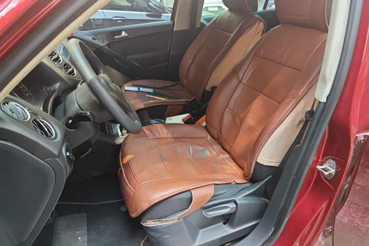 Used Volkswagen Tiguan 2010 1.8 TSI Automatic Two-Wheel Drive Urban Edition Left Front Seat