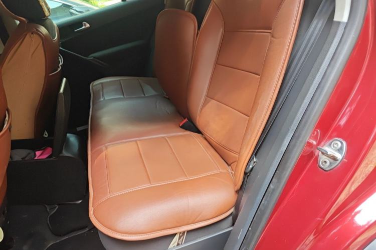Used Volkswagen Tiguan 2010 1.8 TSI Automatic Two-Wheel Drive Urban Edition Left Rear Seat