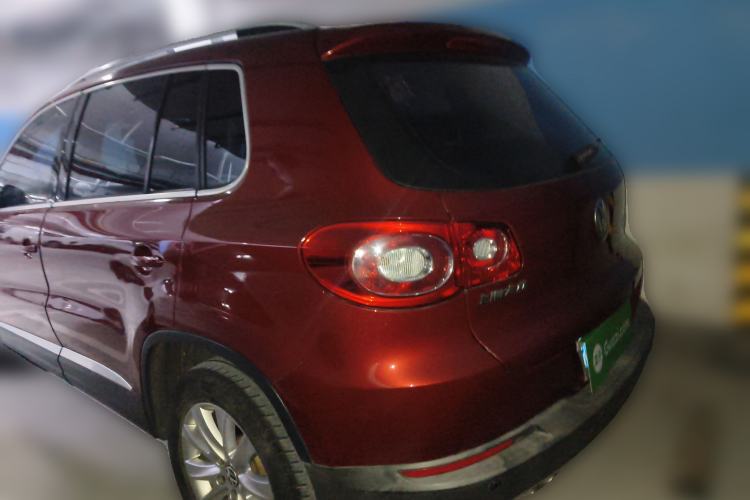 Used Volkswagen Tiguan 2010 2.0 TSI Automatic All-Wheel Drive Flagship Edition Rear Left 45 Deg