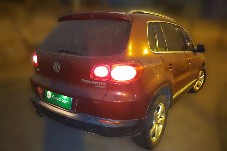 Used Volkswagen Tiguan 2010 2.0 TSI Automatic All-Wheel-Drive Elite Edition Rear Right 45 Deg