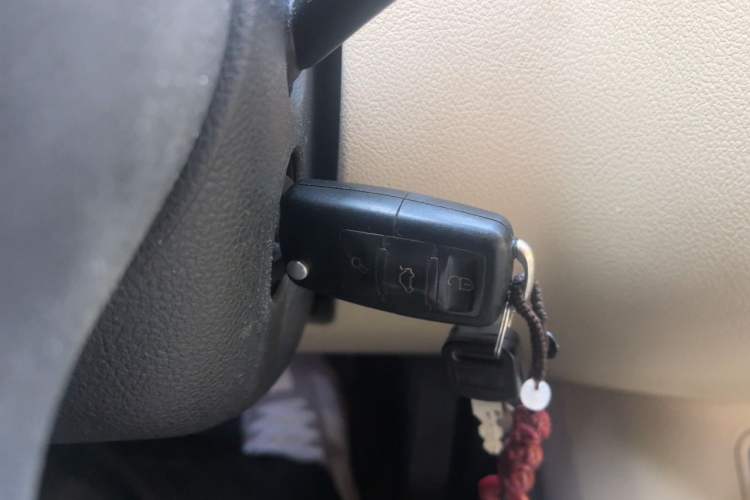 Used Volkswagen Tiguan 2010 1.8 TSI Automatic Two-Wheel Drive Trend Edition Vehicle Key