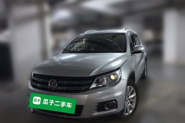 Ojetý Volkswagen Tiguan 2010 2.0 TSI Automatic All-Wheel Drive Flagship Navigation Edition