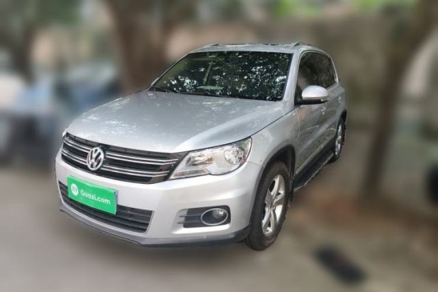 Volkswagen Tiguan 2010 1.8TSI Automatic All-Wheel-Drive Elite Edition مستعملة