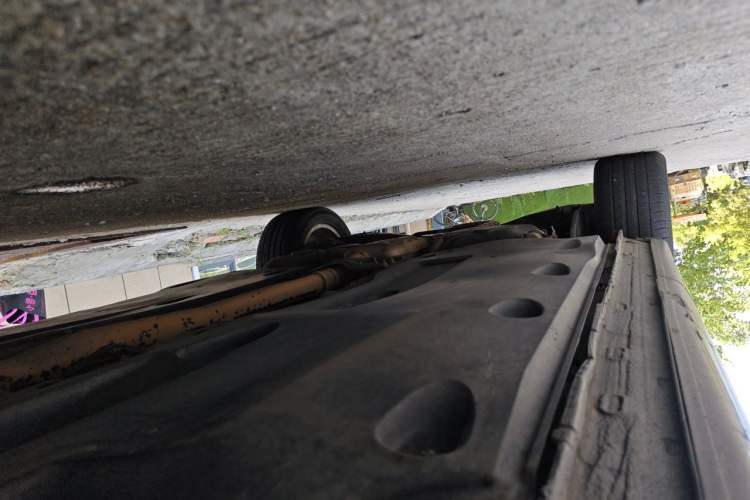 Used Volkswagen Tiguan 2010 1.8TSI Automatic All-Wheel-Drive Elite Edition Chassis Front Right