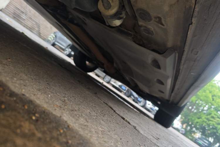 Used Volkswagen Tiguan 2010 1.8TSI Automatic All-Wheel-Drive Elite Edition Chassis Rear Right