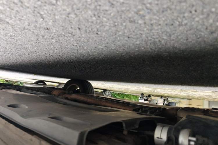 Used Volkswagen Tiguan 2010 2.0 TSI Automatic All-Wheel-Drive Elite Edition Chassis Rear Right