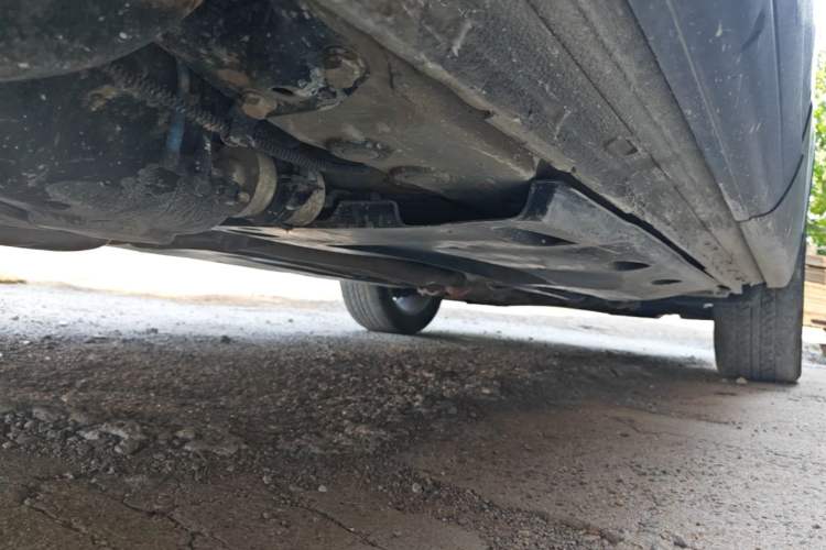 Used Volkswagen Tiguan 2010 2.0 TSI Automatic All-Wheel-Drive Elite Edition Chassis Rear Right