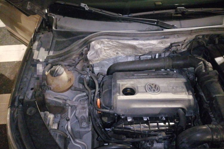 Used Volkswagen Tiguan 2010 2.0 TSI Automatic All-Wheel-Drive Elite Edition Engine Bay Right