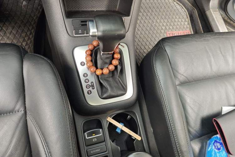 Used Volkswagen Tiguan 2010 1.8TSI Automatic Two-Wheel Drive Elite Edition Gear Lever