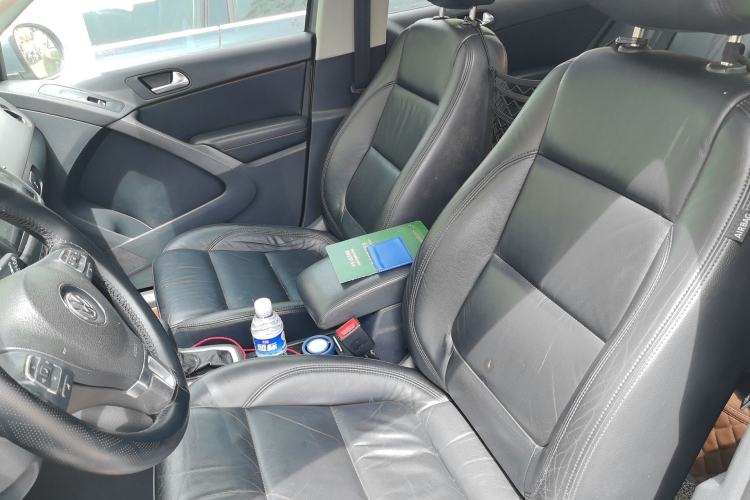 Used Volkswagen Tiguan 2010 1.8TSI Automatic All-Wheel-Drive Elite Edition Left Front Seat
