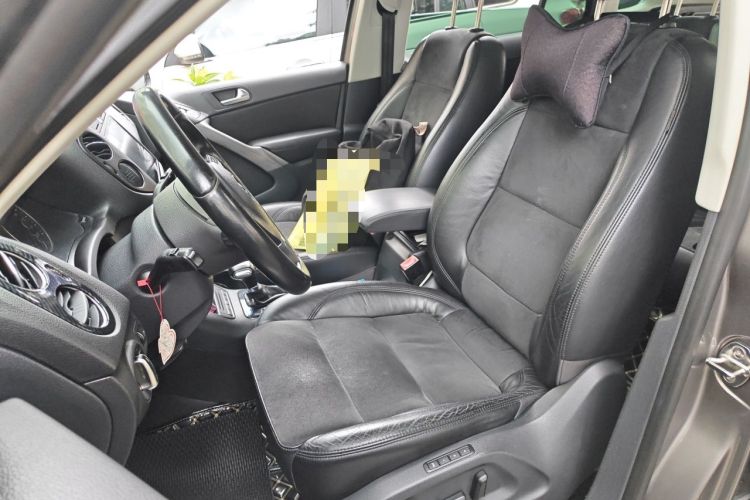 Used Volkswagen Tiguan 2010 2.0 TSI Automatic All-Wheel Drive Flagship Edition Left Front Seat