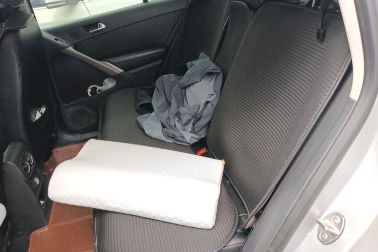 Used Volkswagen Tiguan 2010 1.8TSI Automatic All-Wheel-Drive Elite Edition Left Rear Seat