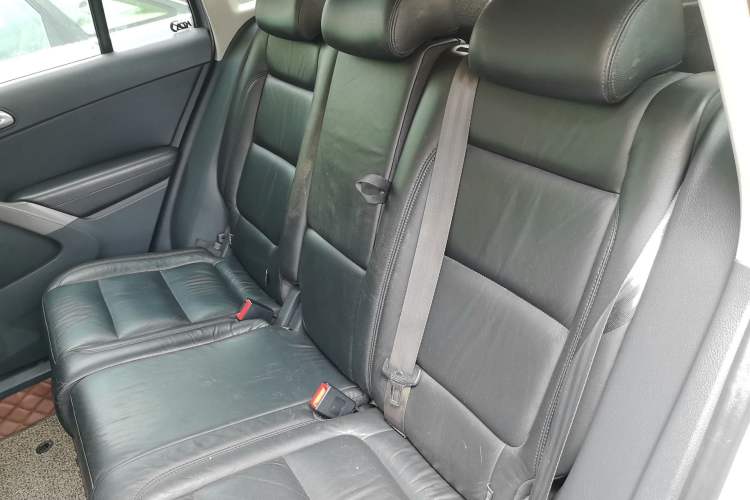Used Volkswagen Tiguan 2010 1.8TSI Automatic All-Wheel-Drive Elite Edition Left Rear Seat