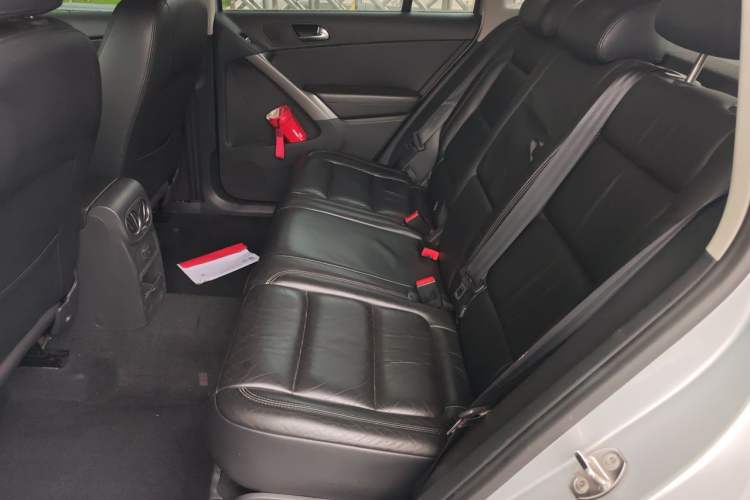 Used Volkswagen Tiguan 2010 1.8 TSI Automatic Two-Wheel Drive Trend Edition Left Rear Seat