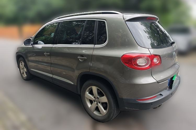 Used Volkswagen Tiguan 2010 2.0 TSI Automatic All-Wheel-Drive Elite Edition Rear Left 45 Deg