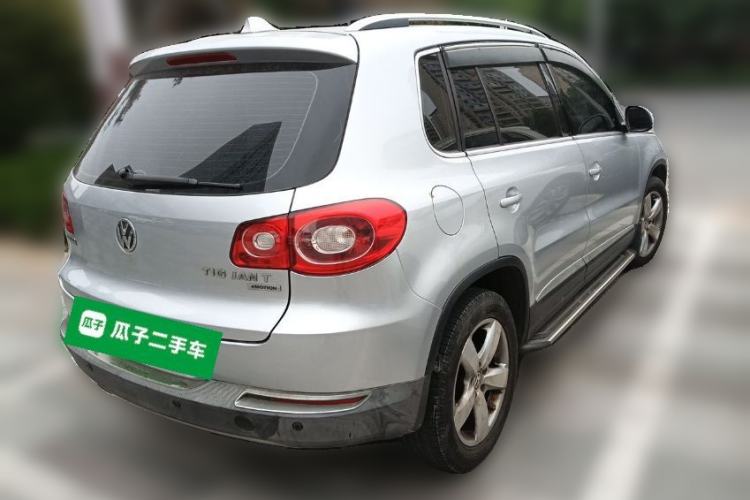 Used Volkswagen Tiguan 2010 1.8TSI Automatic All-Wheel-Drive Elite Edition Rear Right 45 Deg
