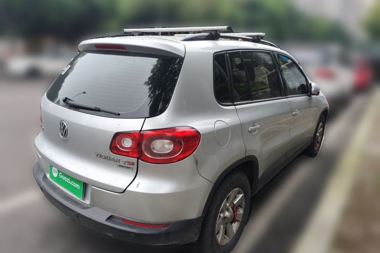 Used Volkswagen Tiguan 2010 1.8 TSI Automatic All-Wheel Drive Fashion Edition Rear Right 45 Deg