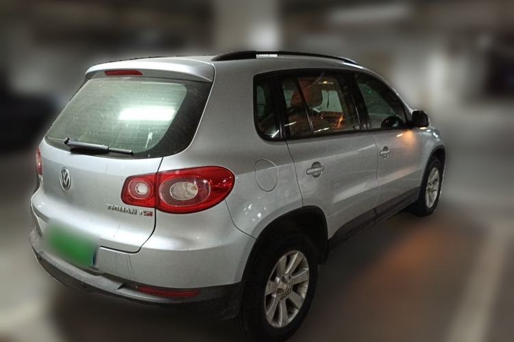 Used Volkswagen Tiguan 2010 1.8 TSI Automatic Two-Wheel Drive Trend Edition Rear Right 45 Deg
