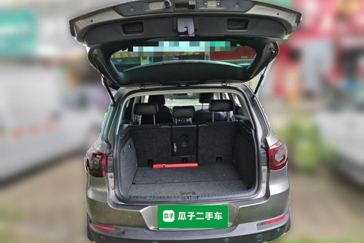 Used Volkswagen Tiguan 2010 2.0 TSI Automatic All-Wheel Drive Flagship Edition Trunk