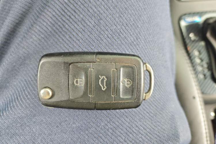 Used Volkswagen Tiguan 2010 2.0 TSI Automatic All-Wheel Drive Flagship Edition Vehicle Key