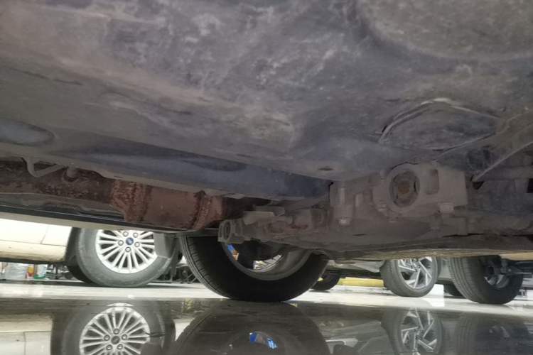 Used Volkswagen Tiguan 2010 2.0 TSI Automatic All-Wheel-Drive Elite Edition Chassis Front Right