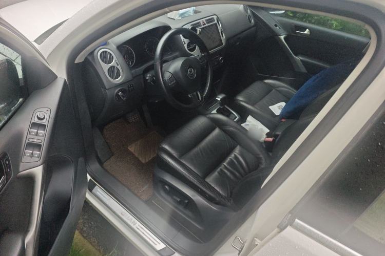 Used Volkswagen Tiguan 2010 1.8TSI Automatic Two-Wheel Drive Elite Edition Driver Seat